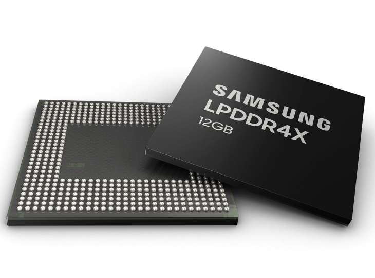 Чип мобильной оперативной памяти Samsung LPDDR4X объёмом 12 ГБ