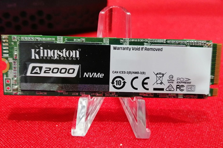 NVMe SSD-накопитель Kingston A2000