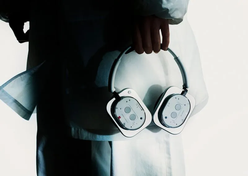 Наушники Nothing Headphone (1)